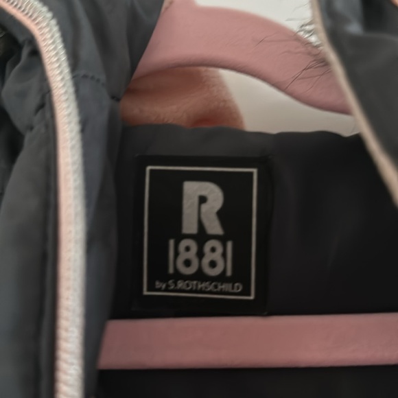 Toddler Girls Gray Puffer Jacket with Fur Trimmed Hoodie - Size 3T - Picture 4 of 10